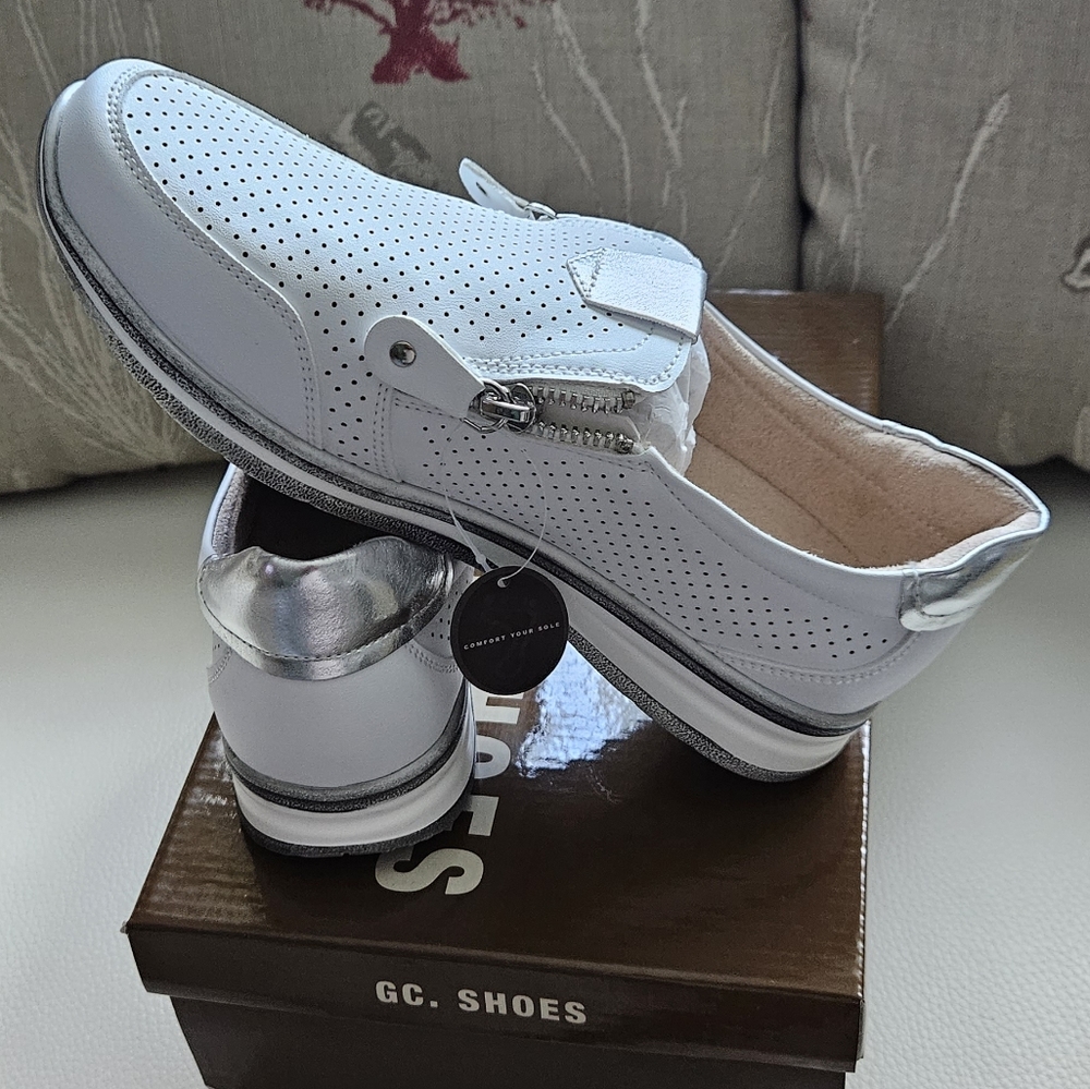 Retro Slip On Sneakers